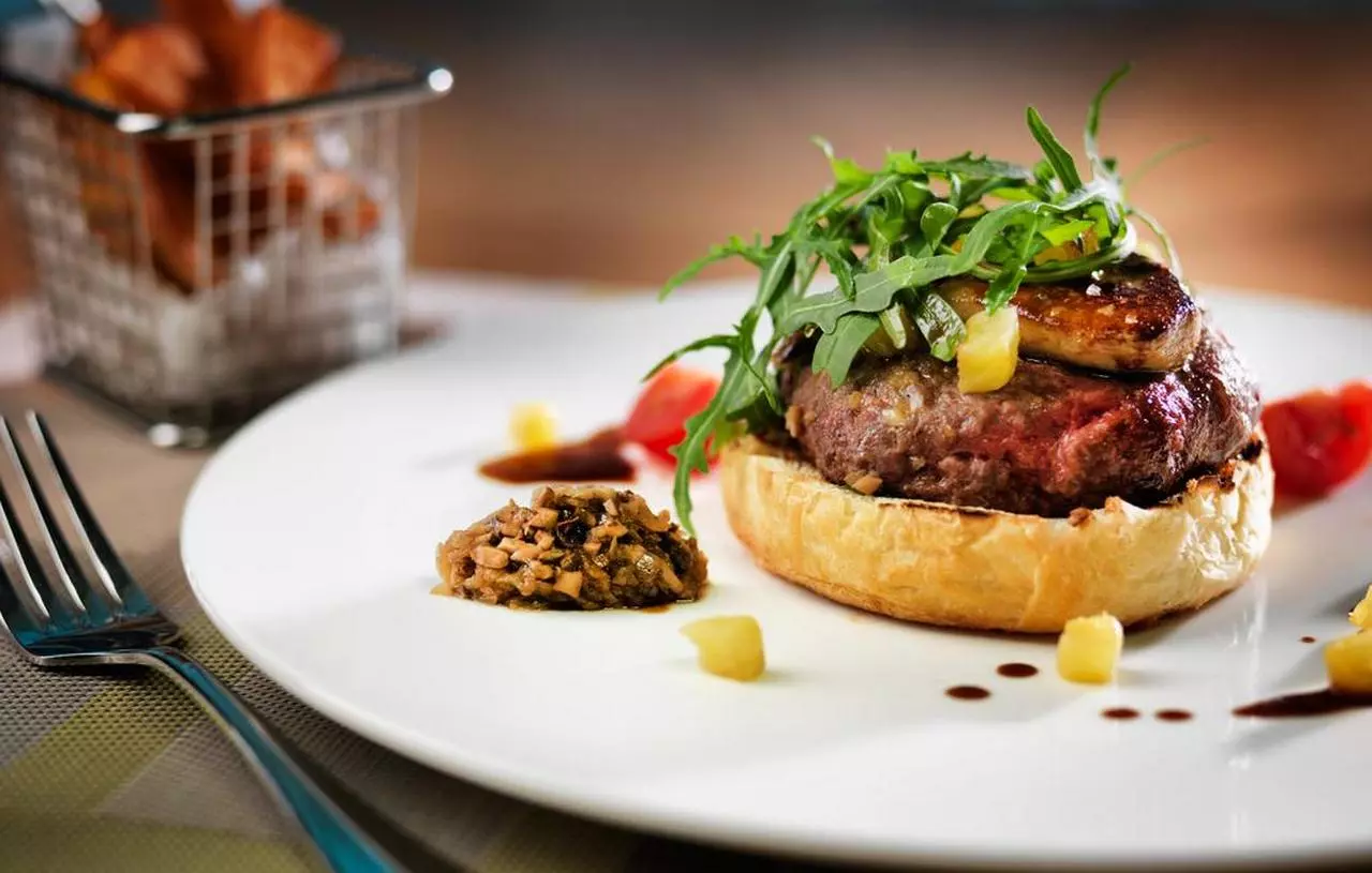 INTOURIST_SHABAVIZ (9).jpg